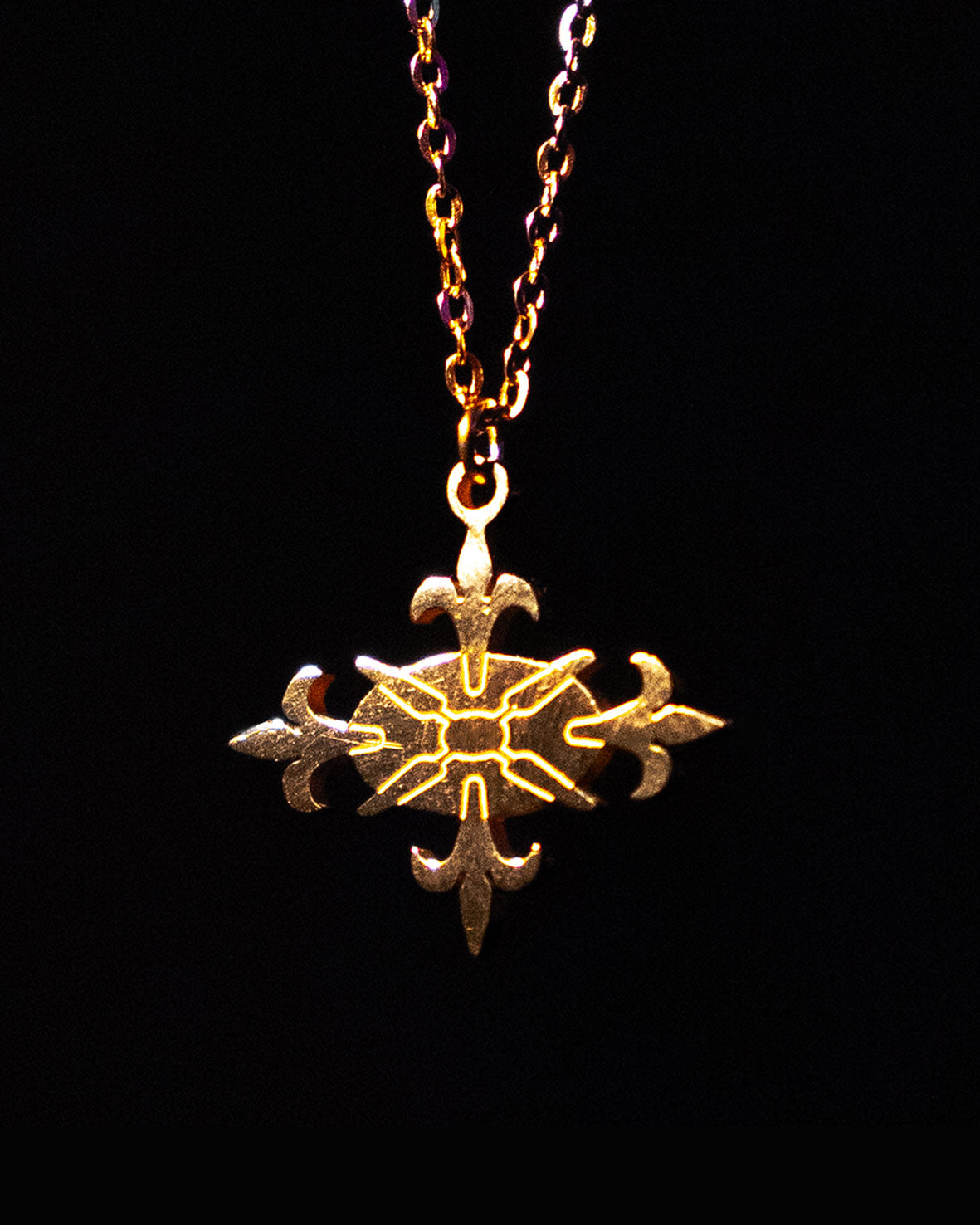 .: GOLD :. chain
