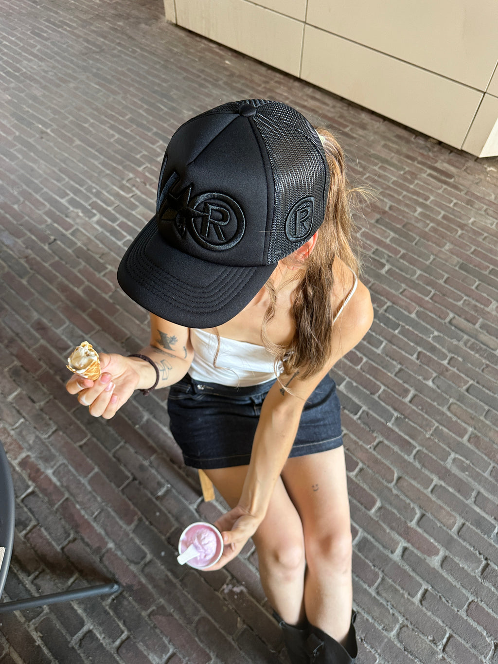 V+ CAP