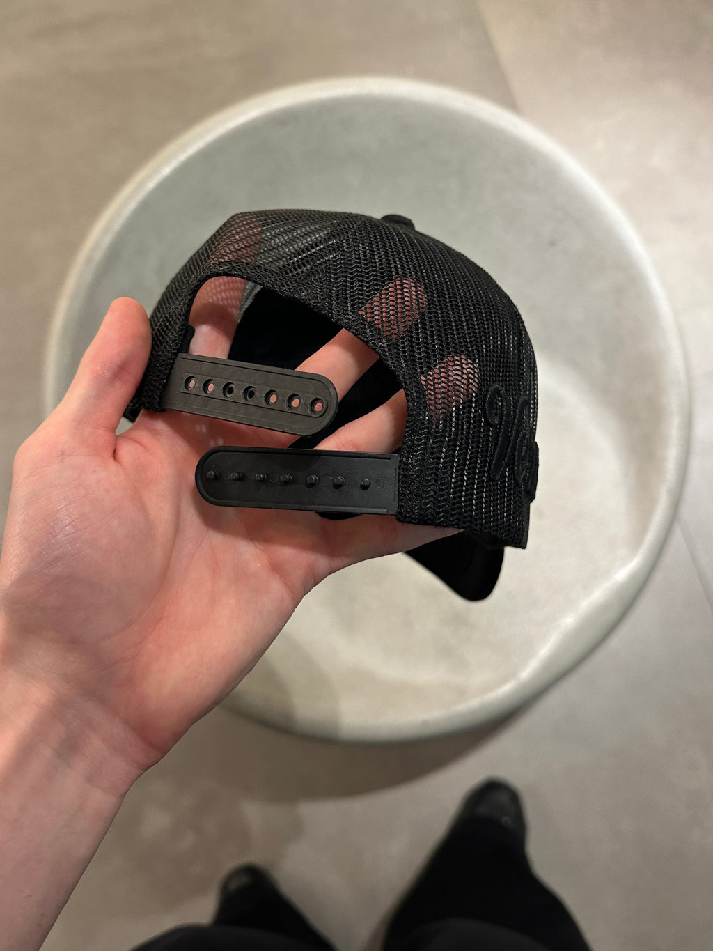 V+ CAP