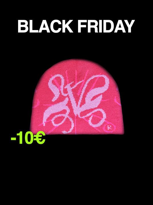 MAGENTA BEANiE