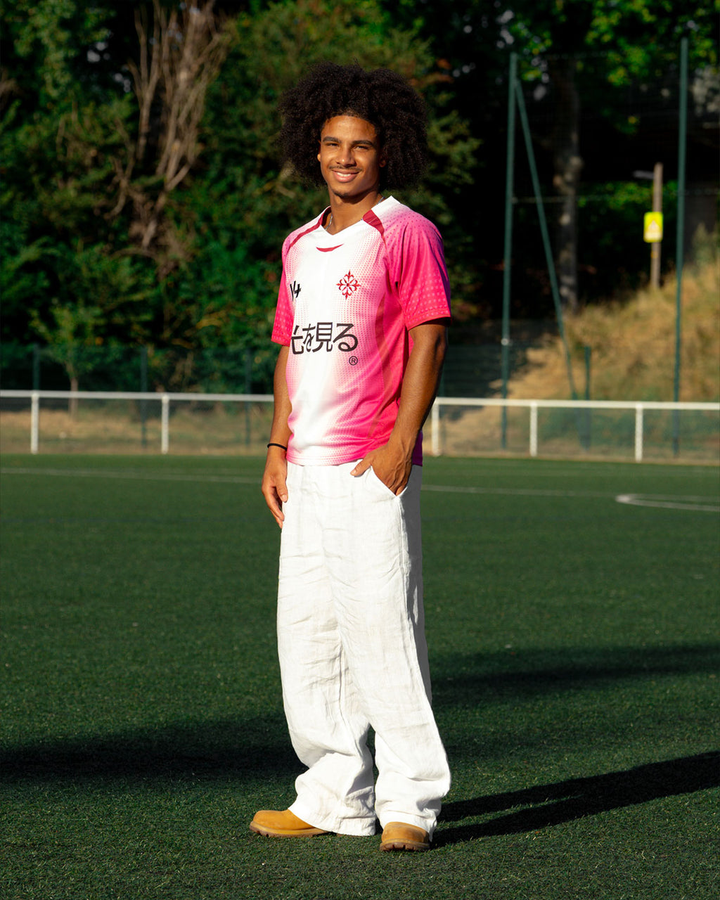 光を見る FOOTBALL KiT