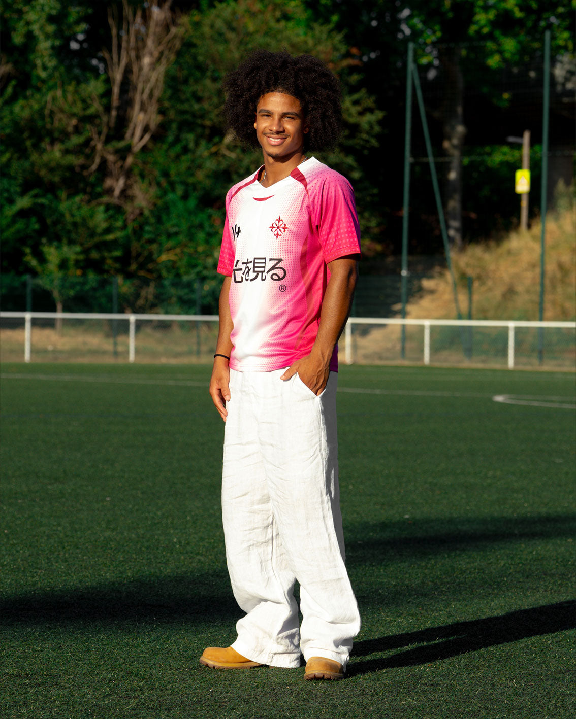 光を見る FOOTBALL KiT