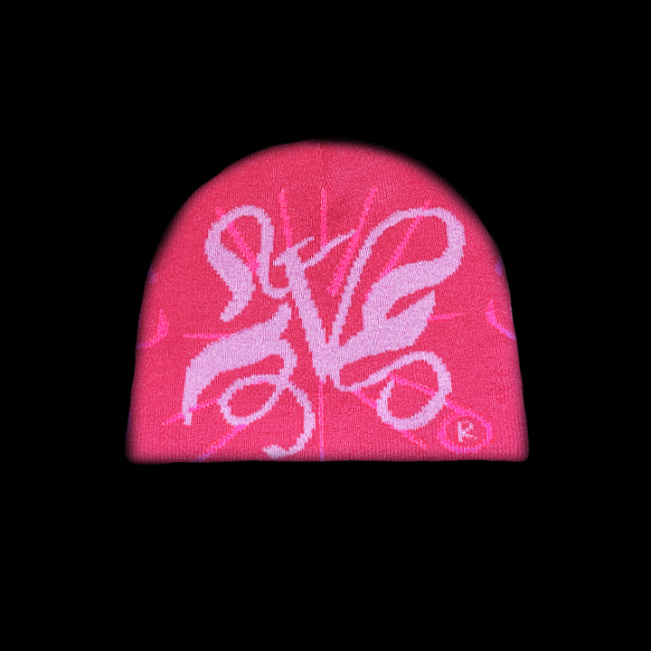 MAGENTA BEANiE