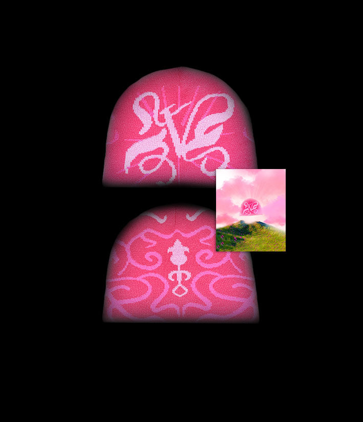 MAGENTA BEANiE